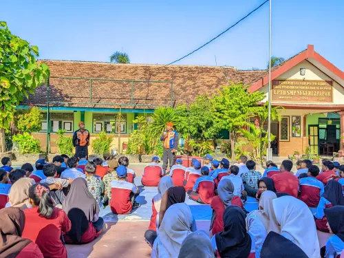 KAI Daop 7 Edukasi 566 Siswa dan Guru di Madiun hingga Kediri