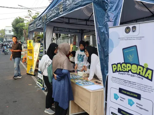 Imigrasi Kediri Layani 29 Pemohon dalam Program Pasporia di Car Free Day Nganjuk