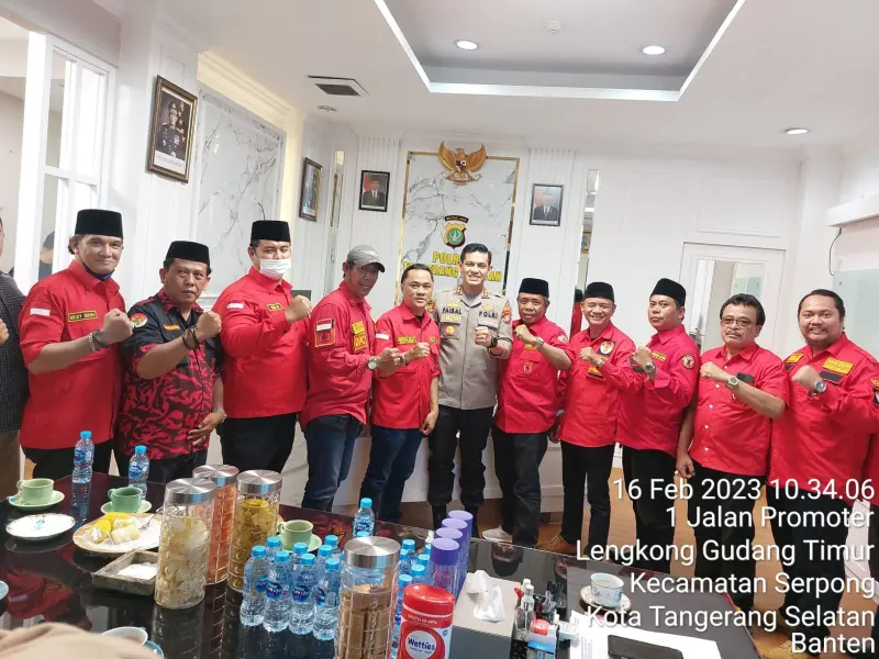 DPP & DPC Kembang Latar Audiensi Bareng Kapolres Tangsel, Begini Pesan AKBPÂ FaisalÂ Febrianto: Ciptakan Kenyamanan Di Tengah Masyarakat