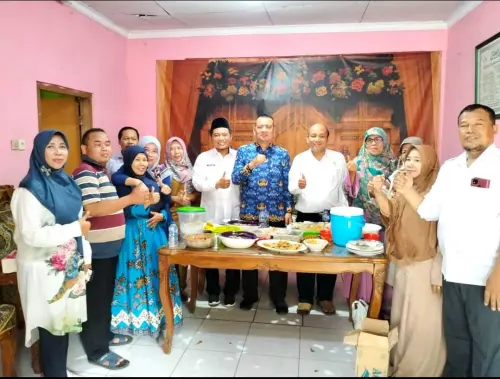 Keluarga Besar KUA Ciputat Adakan Halal Bihalal