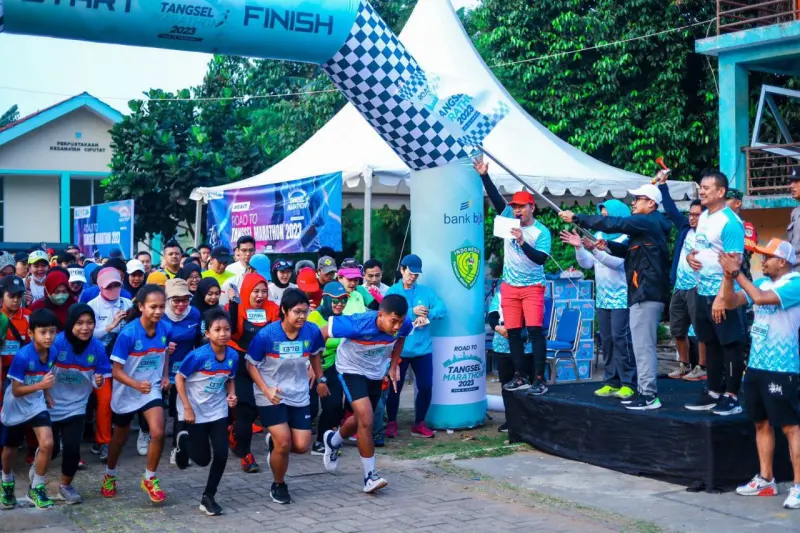 Pilar Buka Road To Tangsel Marathon 2023 di Ciputat