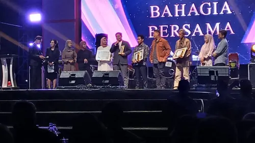 Pemkot Kediri Beri Penghargaan Wajib Pajak&nbsp;