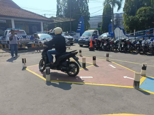 Begini Kata Warga Kota Kediri, Lintasan Uji Praktik Pembuatan SIM C Lebih Mudah