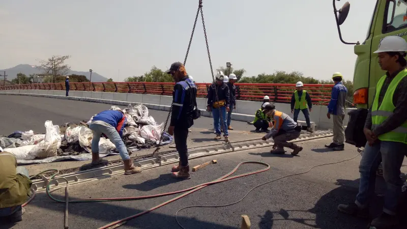 Besok, Jembatan Bandar Ngalim Kediri Diujicoba