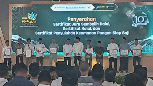 Kantor Perwakilan BI Kediri Selenggarakan Gebyar FESyar di Aula Muktamar Lirboyo