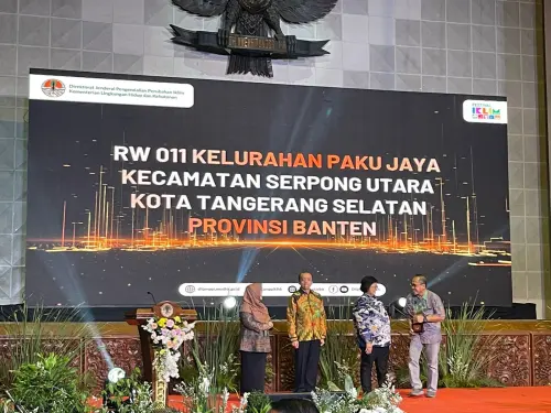 Libatkan Peran Aktif Masyarakat dalam Mitigasi Perubahan Iklim, 17 Desa Binaan APP Group Raih ProKlim Lestari dan Utama dari KLHK