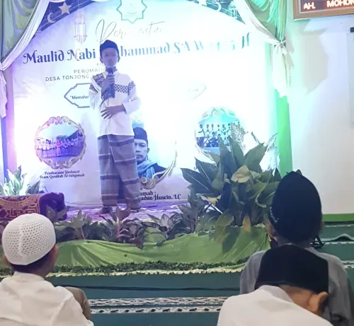 Ratusan Jamaah RW 12 Tonjong Peringati Maulid Nabi Muhammad SAW