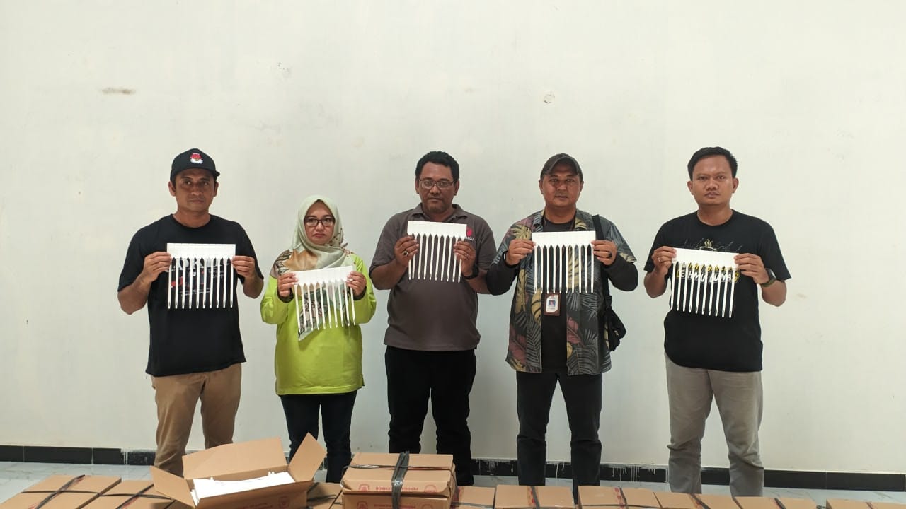 KPU Kota Kediri Kembali Terima Logistik Pemilu Berupa Segel Plastik