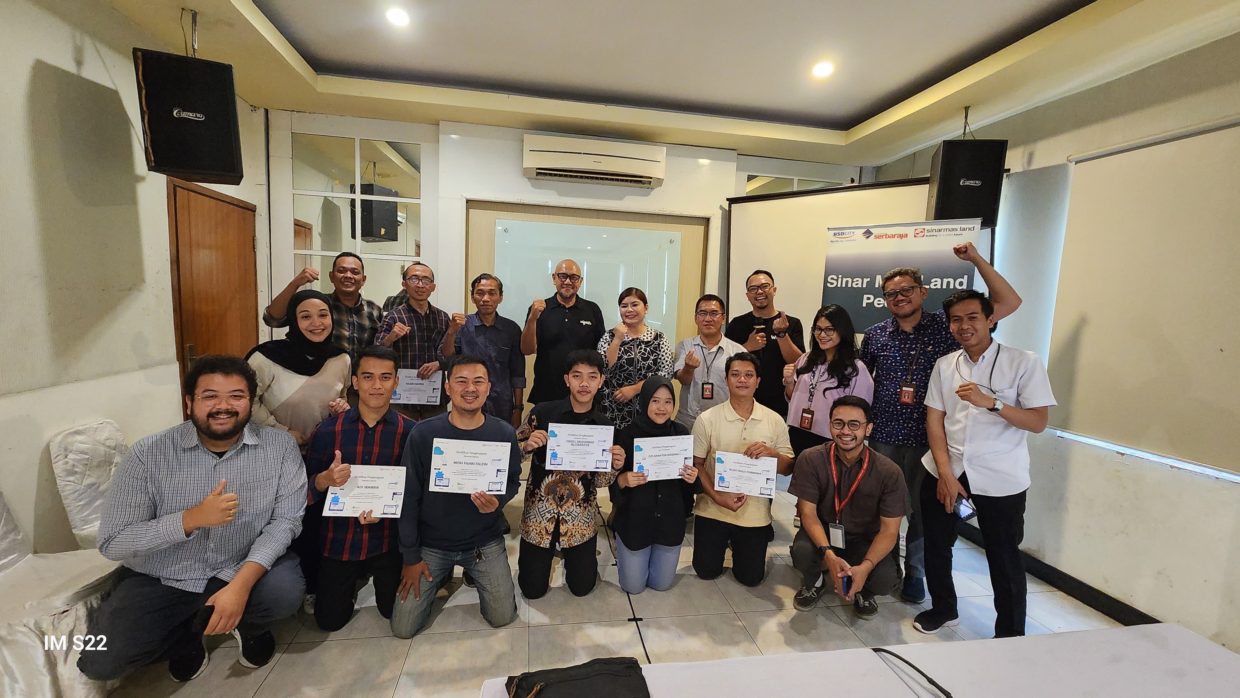 Sinar Mas Land Terus Beri Beasiswa Pelatihan Coding Bagi Pemuda di Kota Tangsel dan Kabupaten Tangerang