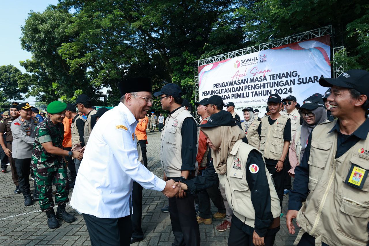 Masuk Masa Tenang, Benyamin Instruksikan Satpol PPÂ  Tertibkan APK
