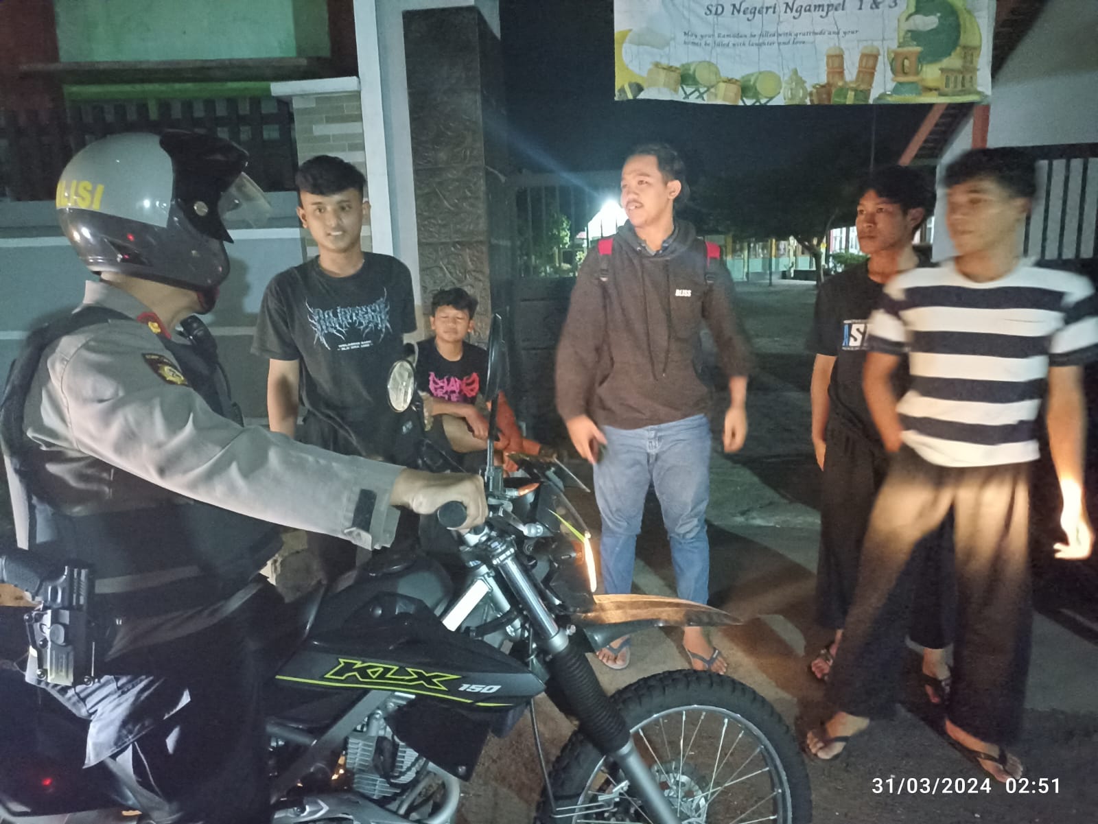 Saat Sahur on The Road Warga dan Puluhan Pesilat Dibubarkan Petugas