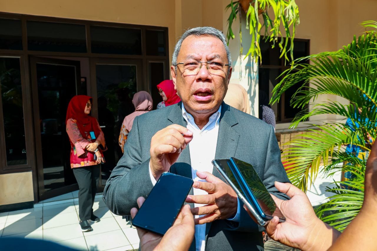Kebakaran Hotel Nite & Day Telan Korban Jiwa, Wali Kota Benyamin Sampaikan Duka Cita Mendalam