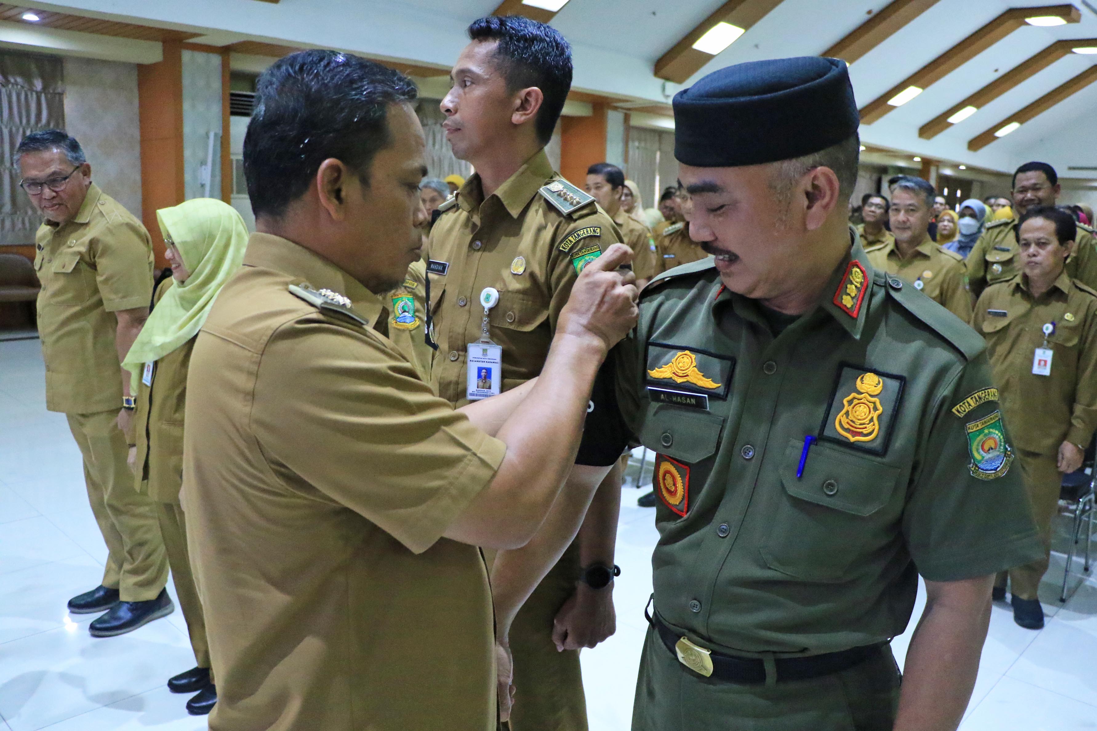 Pj Wali Kota Tangerang Lantik Satgas Kawasan Tanpa Rokok
