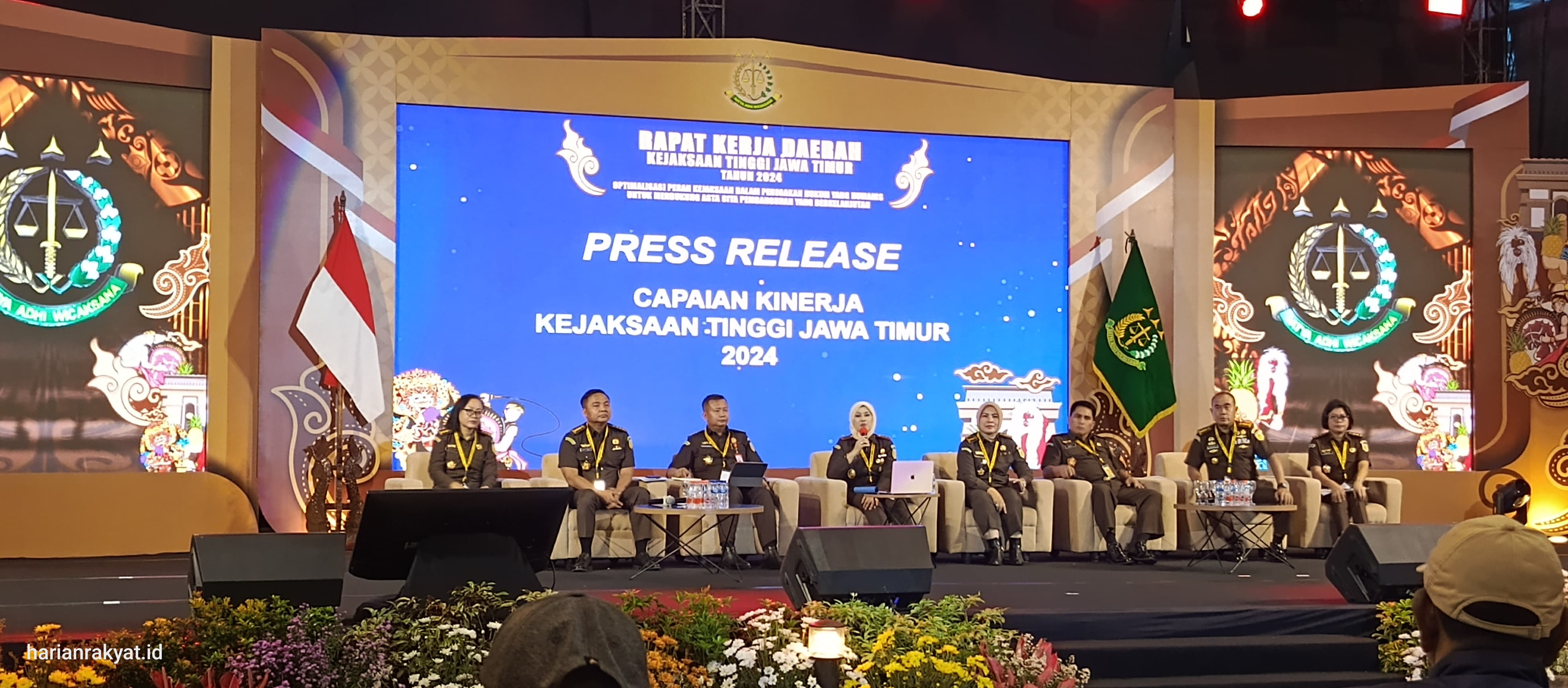 Kejati Jatim Paparkan Capaian Kinerja Setahun, Tekankan Penegakan Hukum Berkeadilan dan Humanis