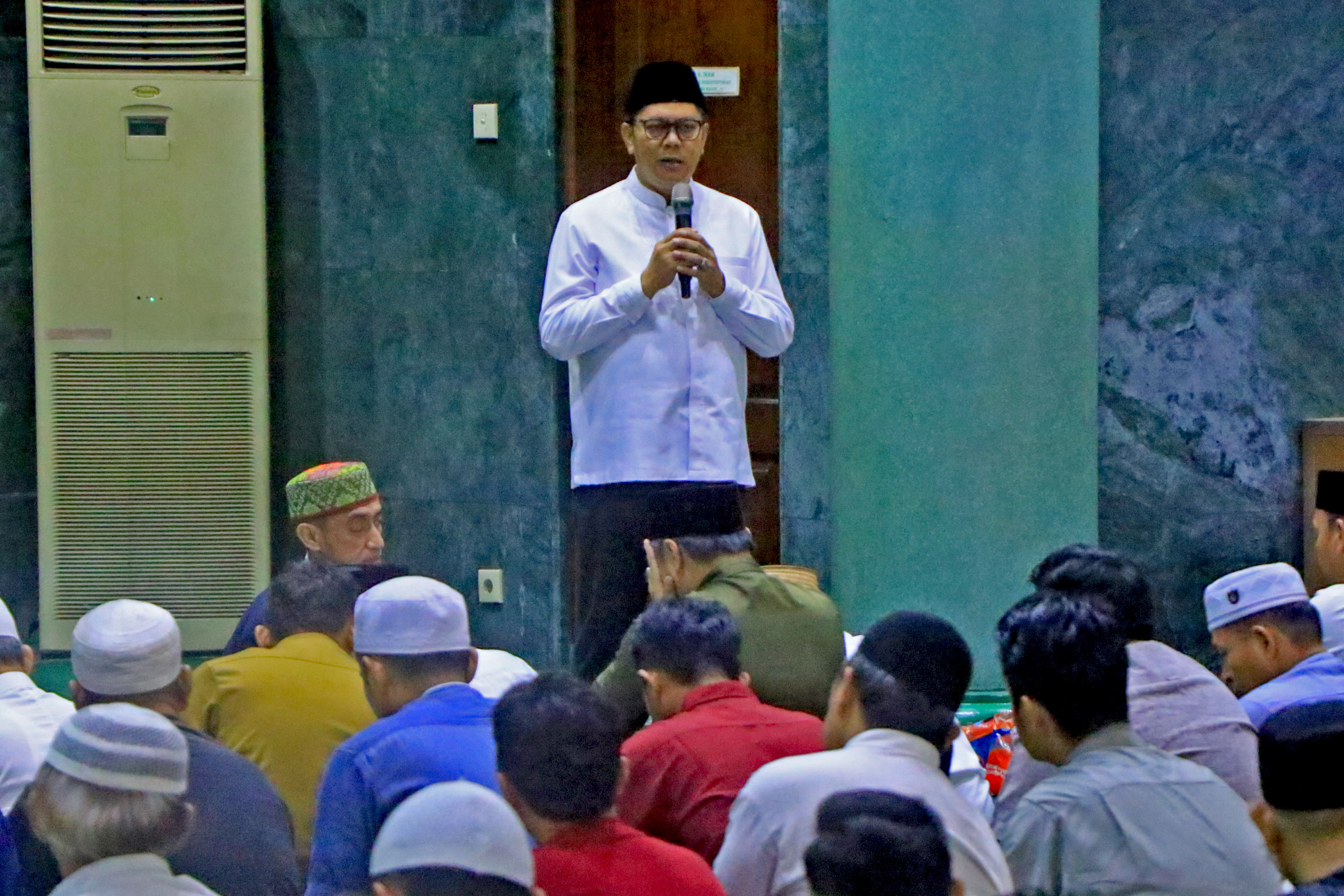 Kultum Tarawih di Al-A\'zhom, Maryono Ajak Masyarakat Serbu GPM Edisi Ramadan