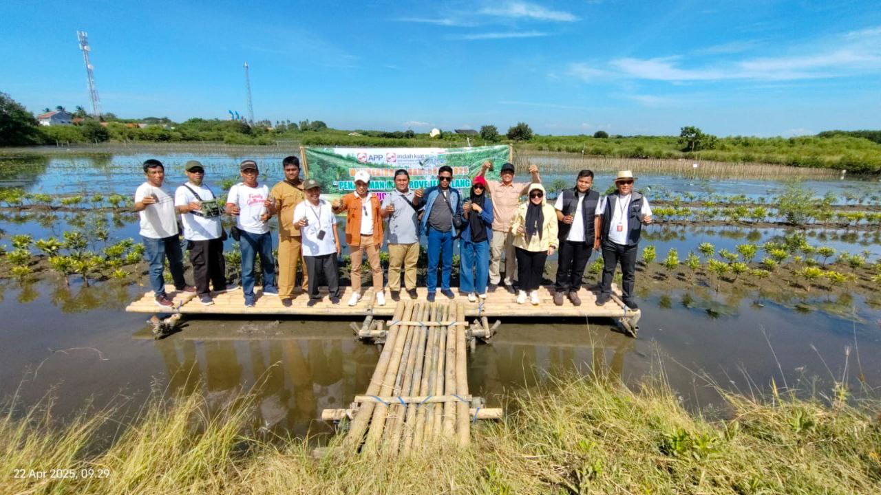 Hari Bumi 2025Â  IKPP Tangerang Sinergi dengan PemkabÂ  Tangerang Tanam Mangrove Jenis Langka