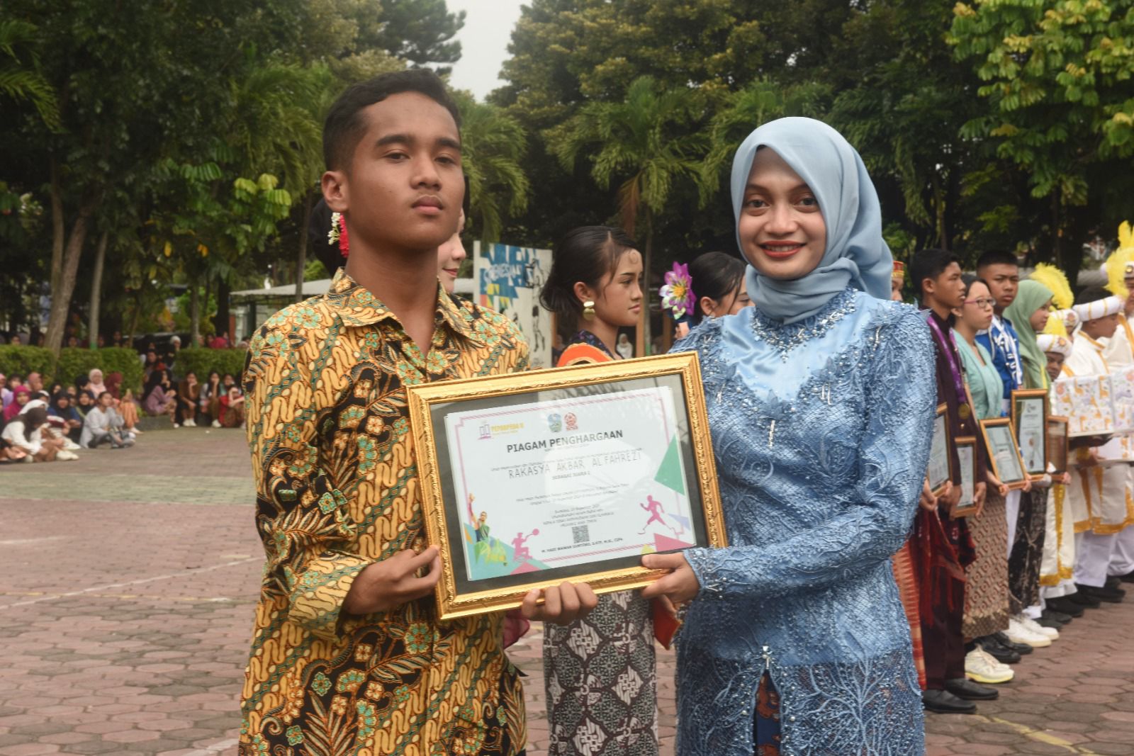 Peringati Hari Pendidikan Nasional, Mbak Wali Komitmen Tingkatkan Kualitas Pendidikan Kota Kediri