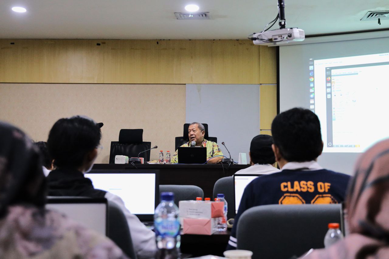 Diskominfo Tangsel Bareng Prof. Onno Bedah Kecerdasan Imitasi