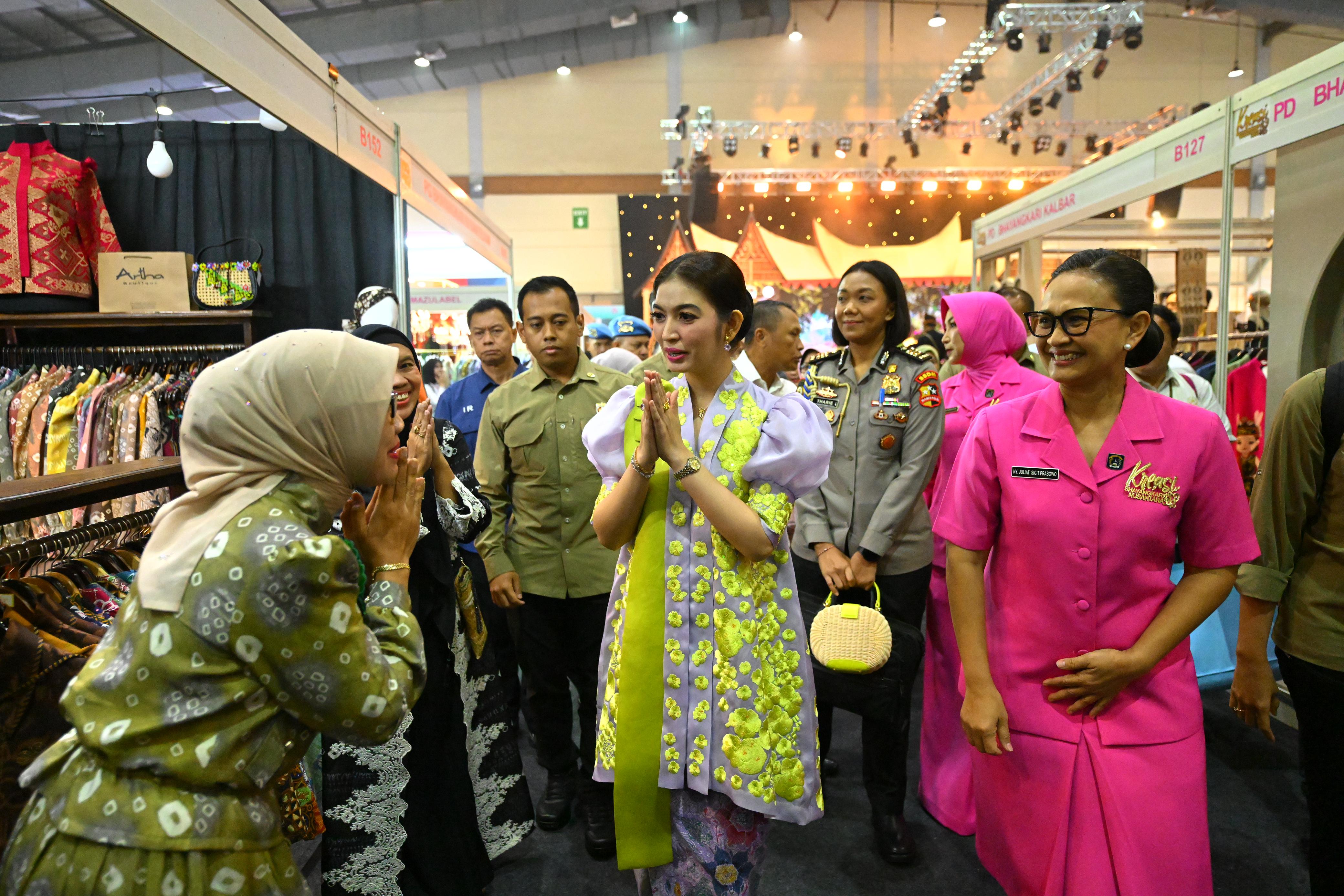 Resmikan Kreasi Bhayangkari Nusantara 2025, Selvi Ajak Bhayangkari Dampingi UMKM Agar Terus Berkembang