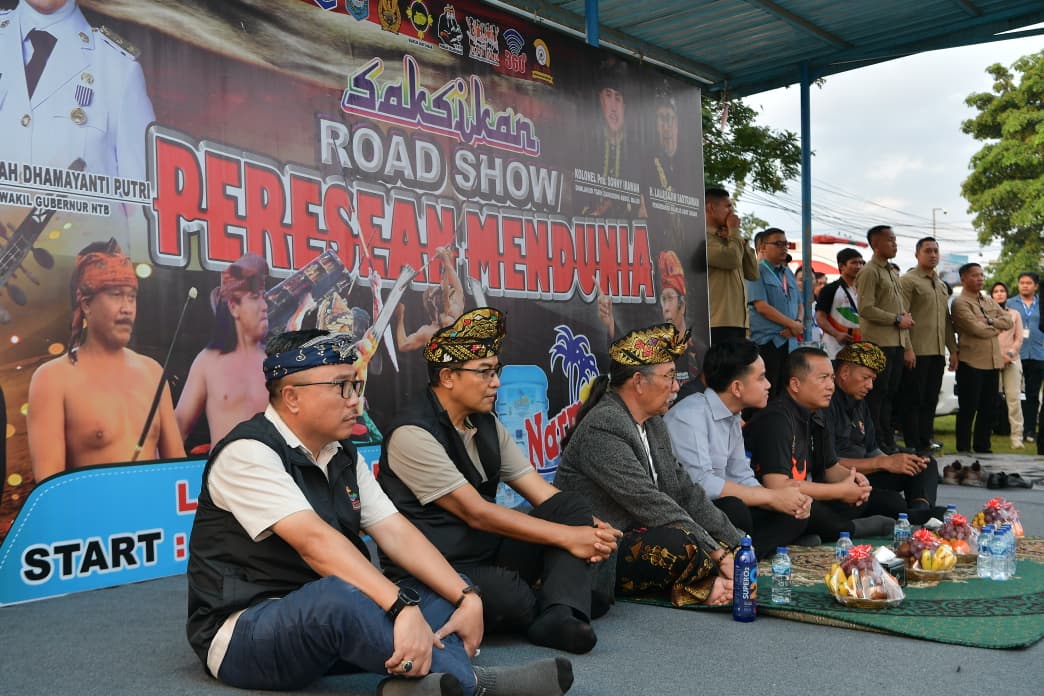 Dukung Pelestarian Budaya Lokal Lombok, Wapres Saksikan Pertunjukan Peresean