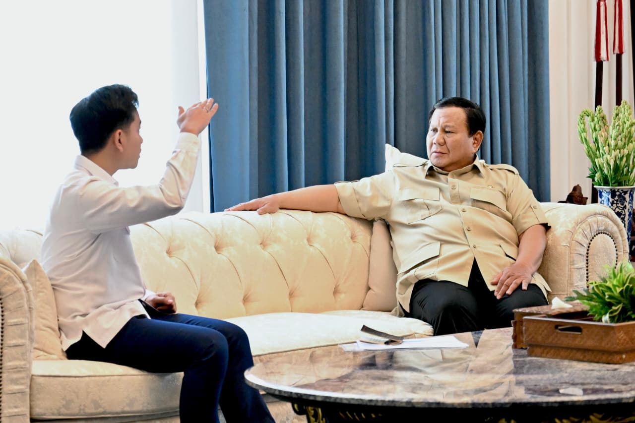 Presiden Prabowo Terima Laporan Wapres Gibran Usai Hadiri KTT G20 di Johannesburg