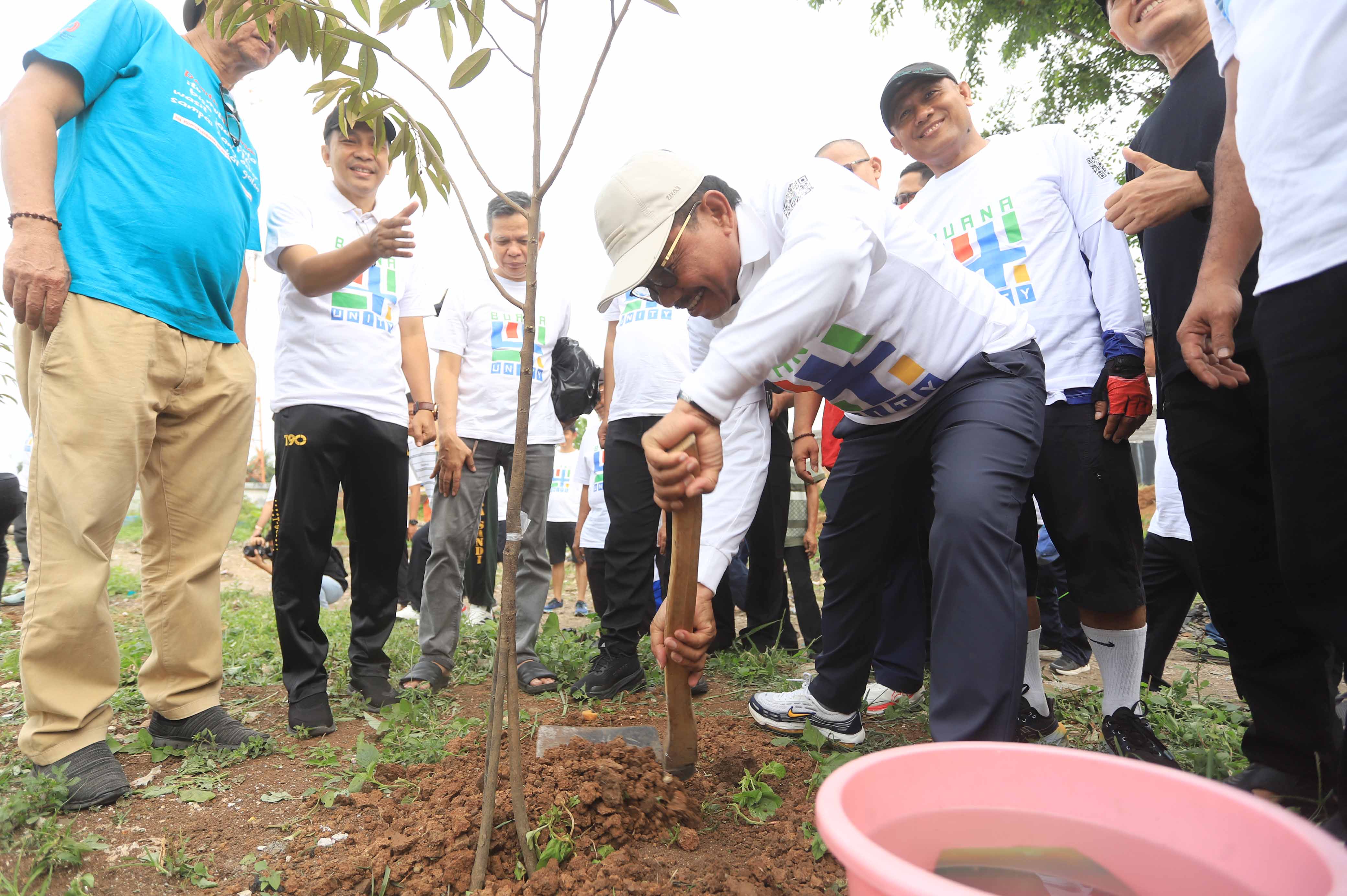 Pemkot Tangerang Bagikan Bibit Pohon dan Tanaman untuk Penghijauan